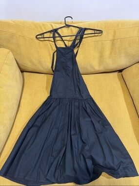 Kimchi Blue Black One-Shoulder Strappy Midi Dress with Flared Skirt